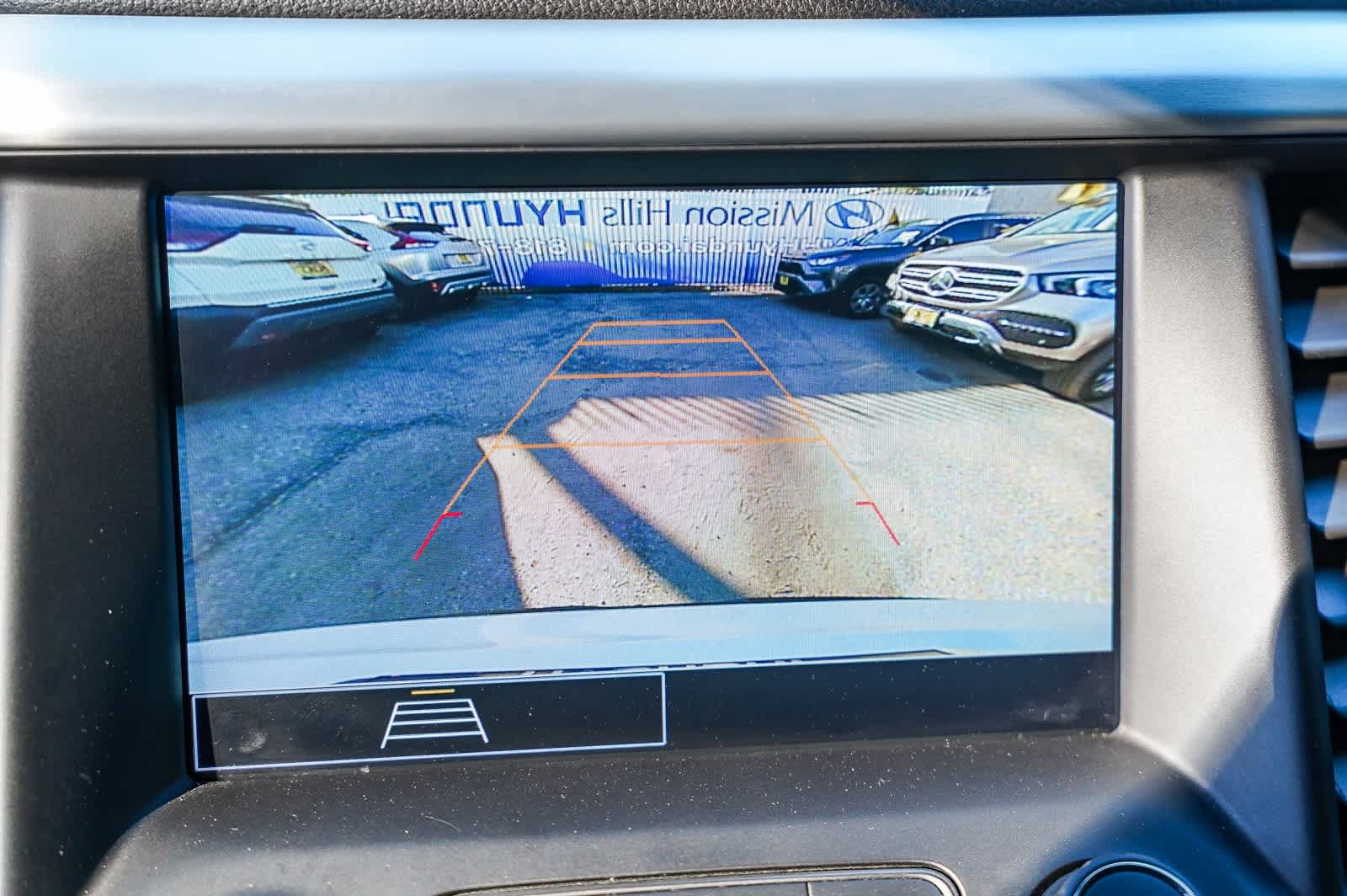 Thumbnail: 2022 GMC Acadia - 22