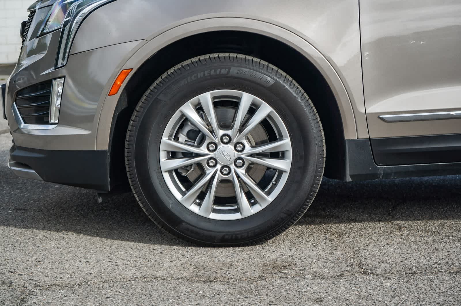 Thumbnail: 2022 Cadillac XT5 - 11