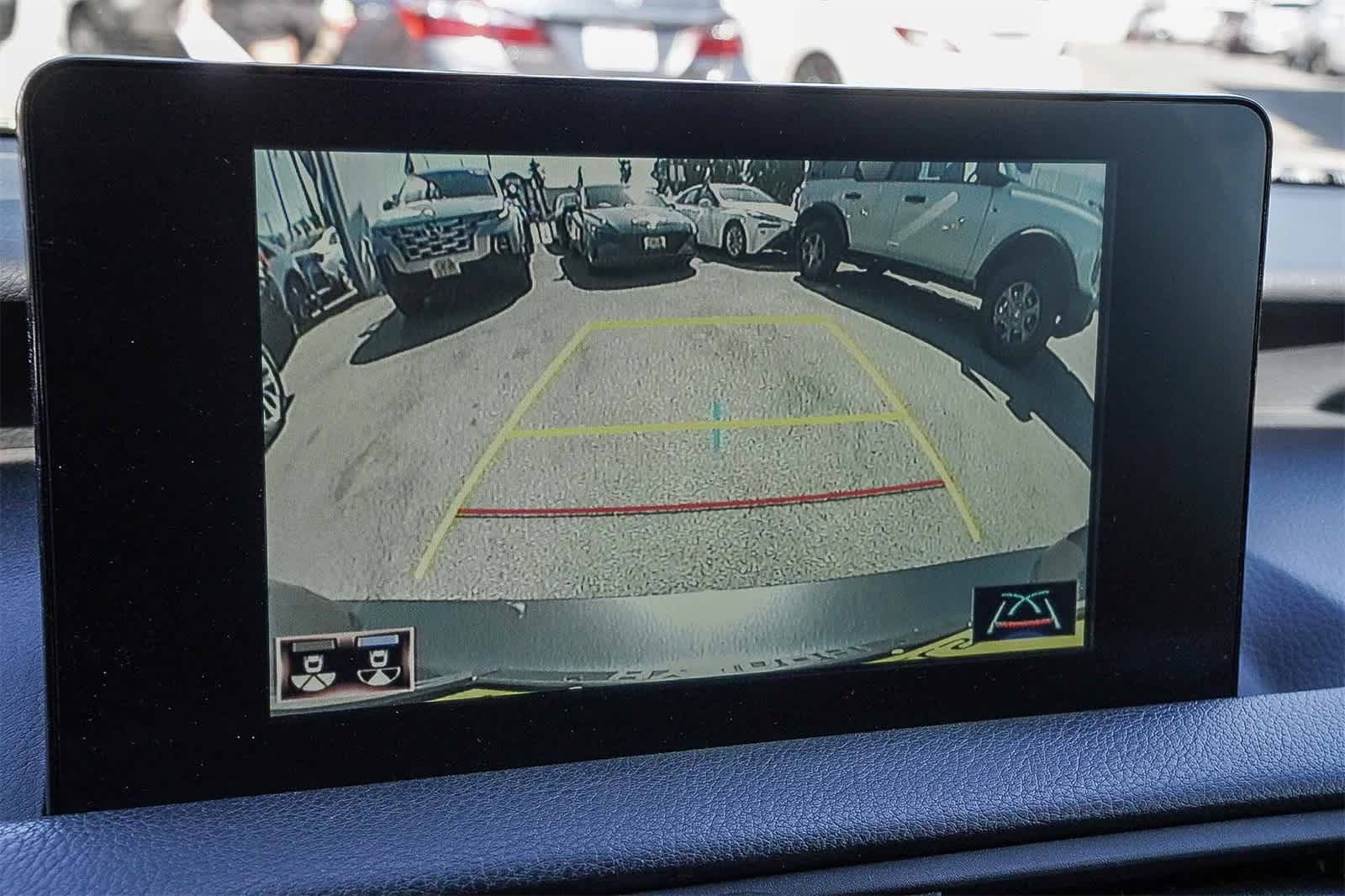 Thumbnail: 2022 Lexus IS - 19