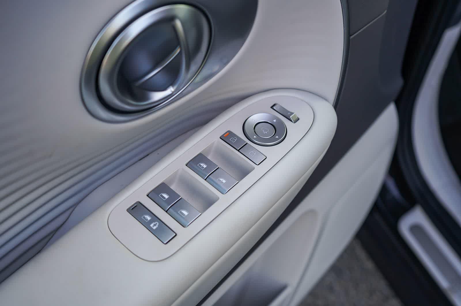 Thumbnail: 2026 Hyundai Ioniq - 22