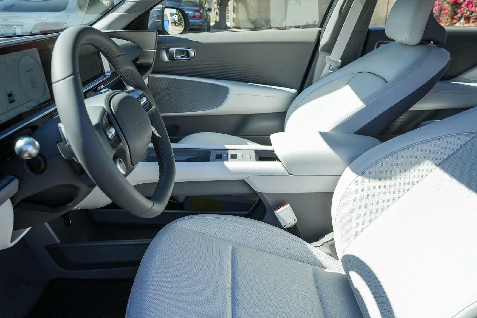 Thumbnail: 2025 Hyundai Ioniq 6 - 23