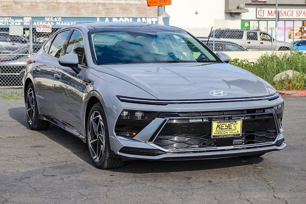 New 2025 Hyundai Sonata SEL Convenience Sedan