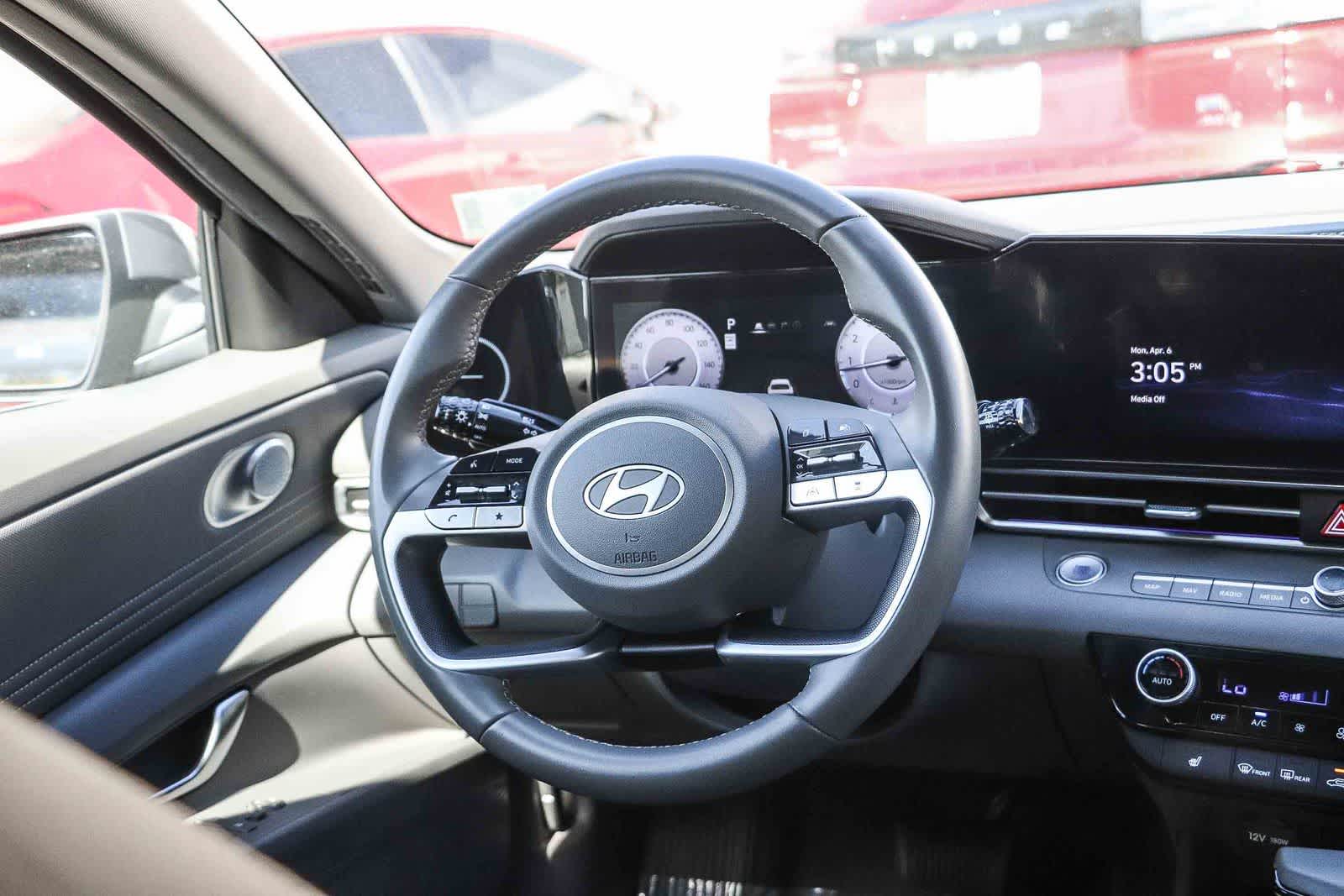 Thumbnail: 2025 Hyundai Elantra - 16