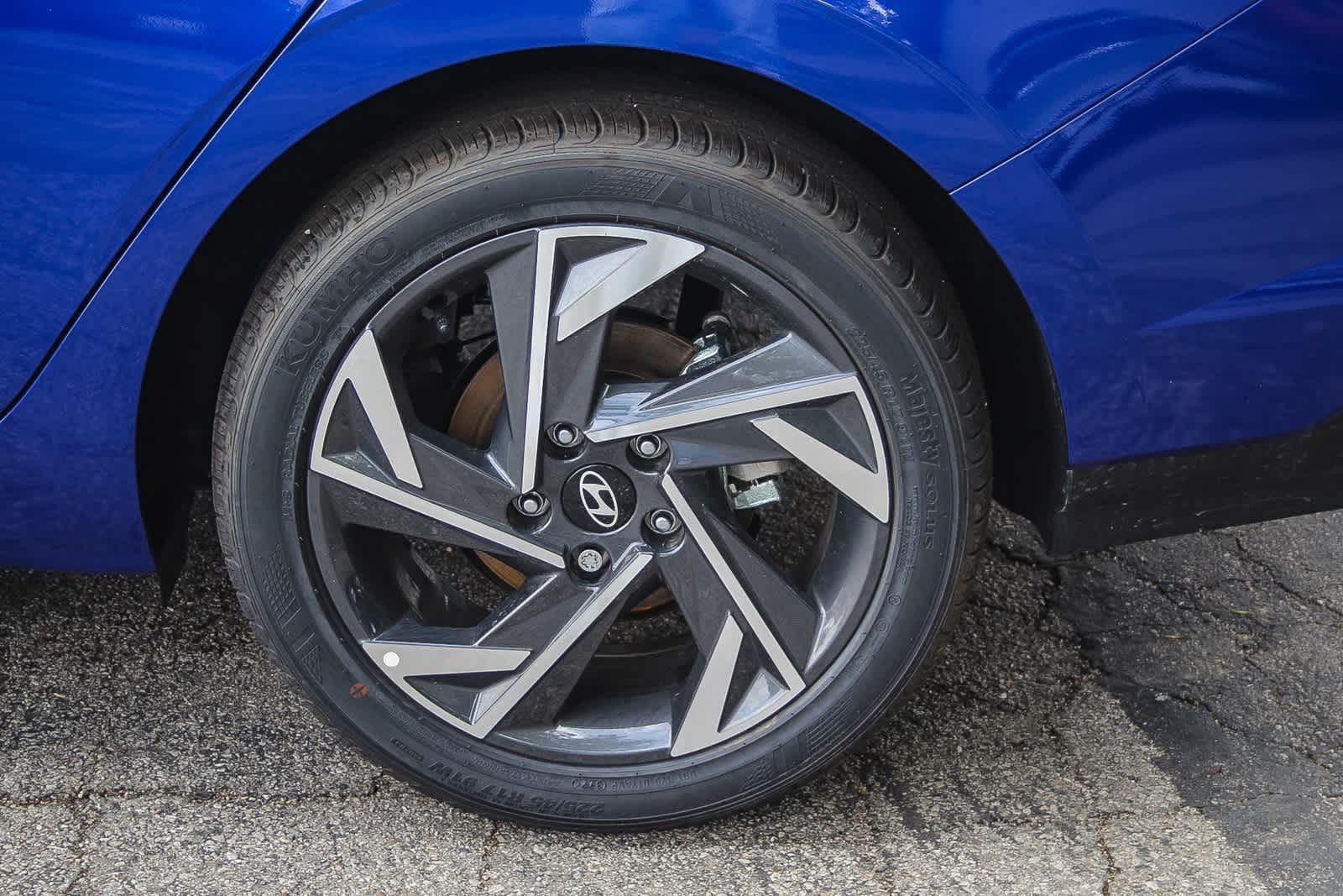 Thumbnail: 2025 Hyundai Elantra - 8