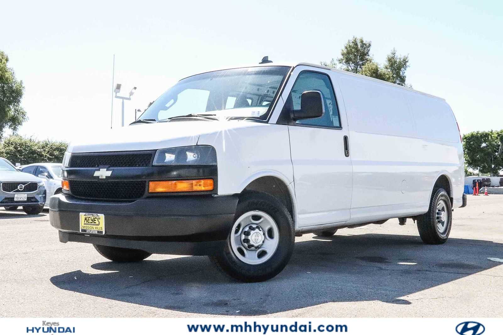 2020 Chevrolet Express 2500 -
                  Mission Hills, CA