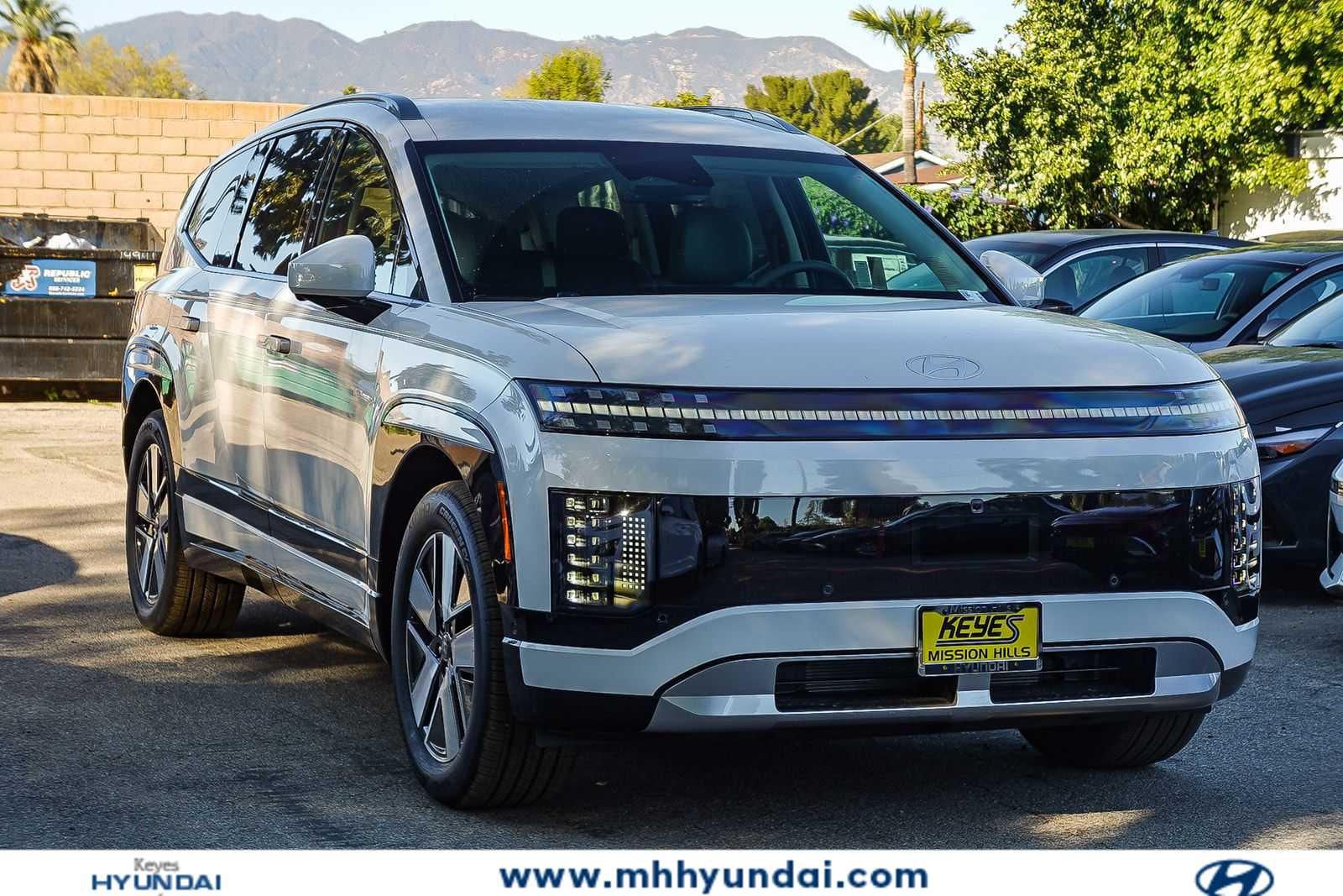 Thumbnail: 2026 Hyundai Ioniq - 3