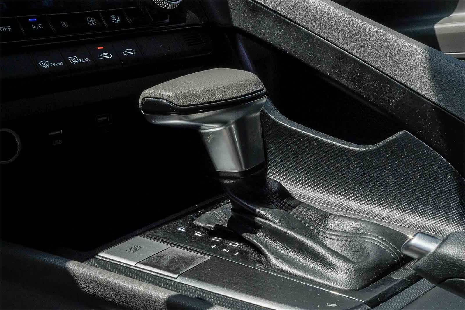 Thumbnail: 2022 Hyundai Elantra - 15