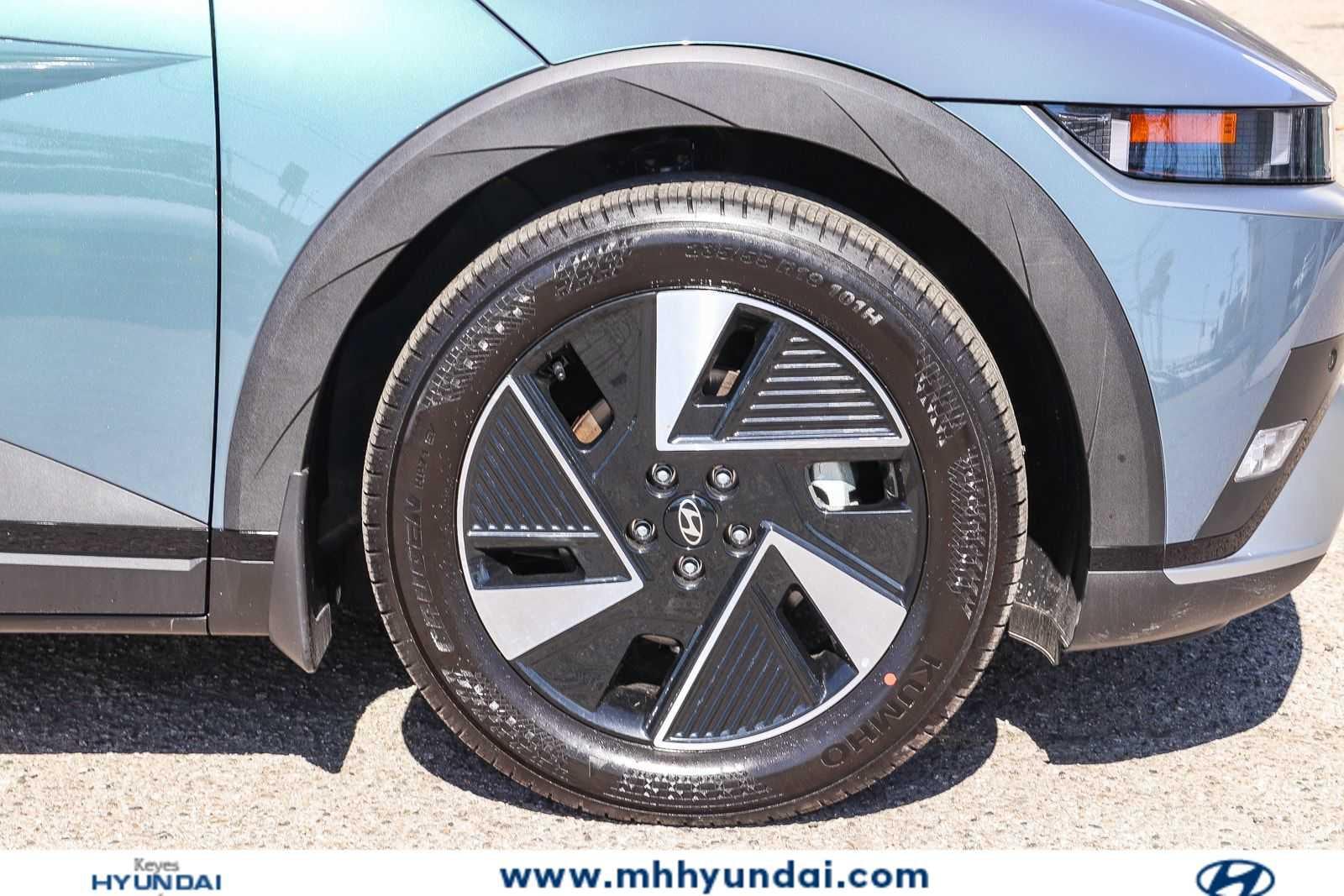2026 Hyundai IONIQ 5 SEL - Photo 9