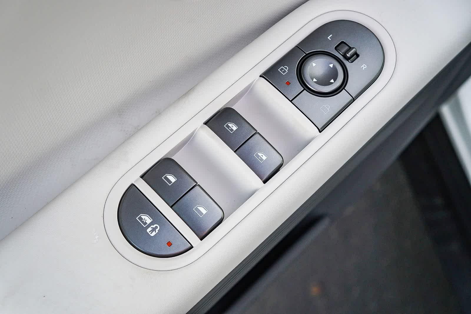 Thumbnail: 2026 Hyundai Ioniq 5 - 24