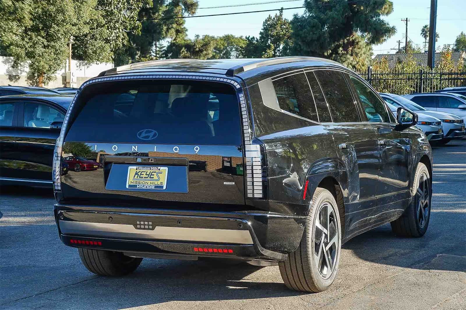 Thumbnail: 2026 Hyundai Ioniq - 4