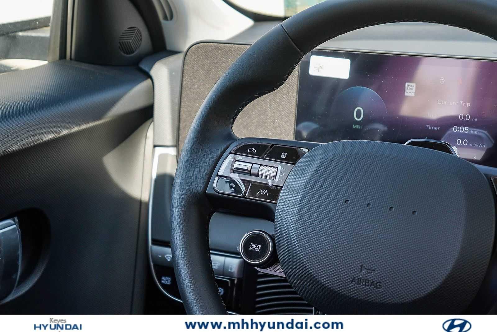Thumbnail: 2026 Hyundai Ioniq 5 - 18