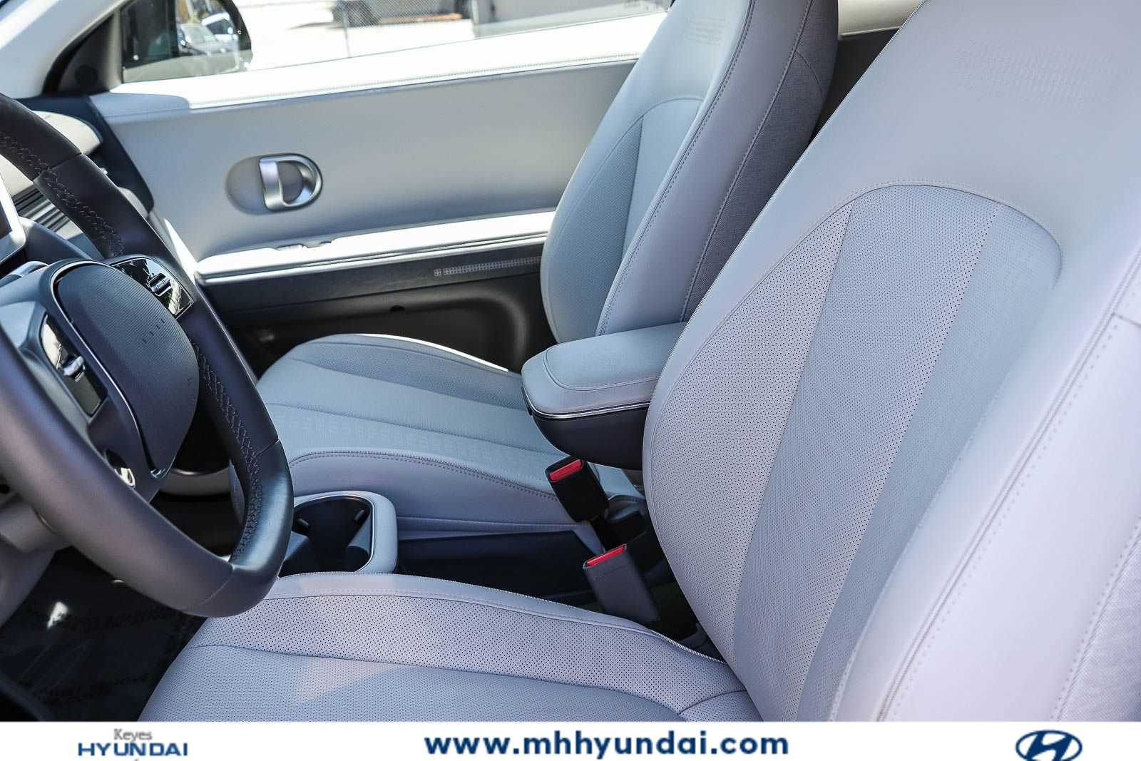 Thumbnail: 2024 Hyundai Ioniq 5 - 16