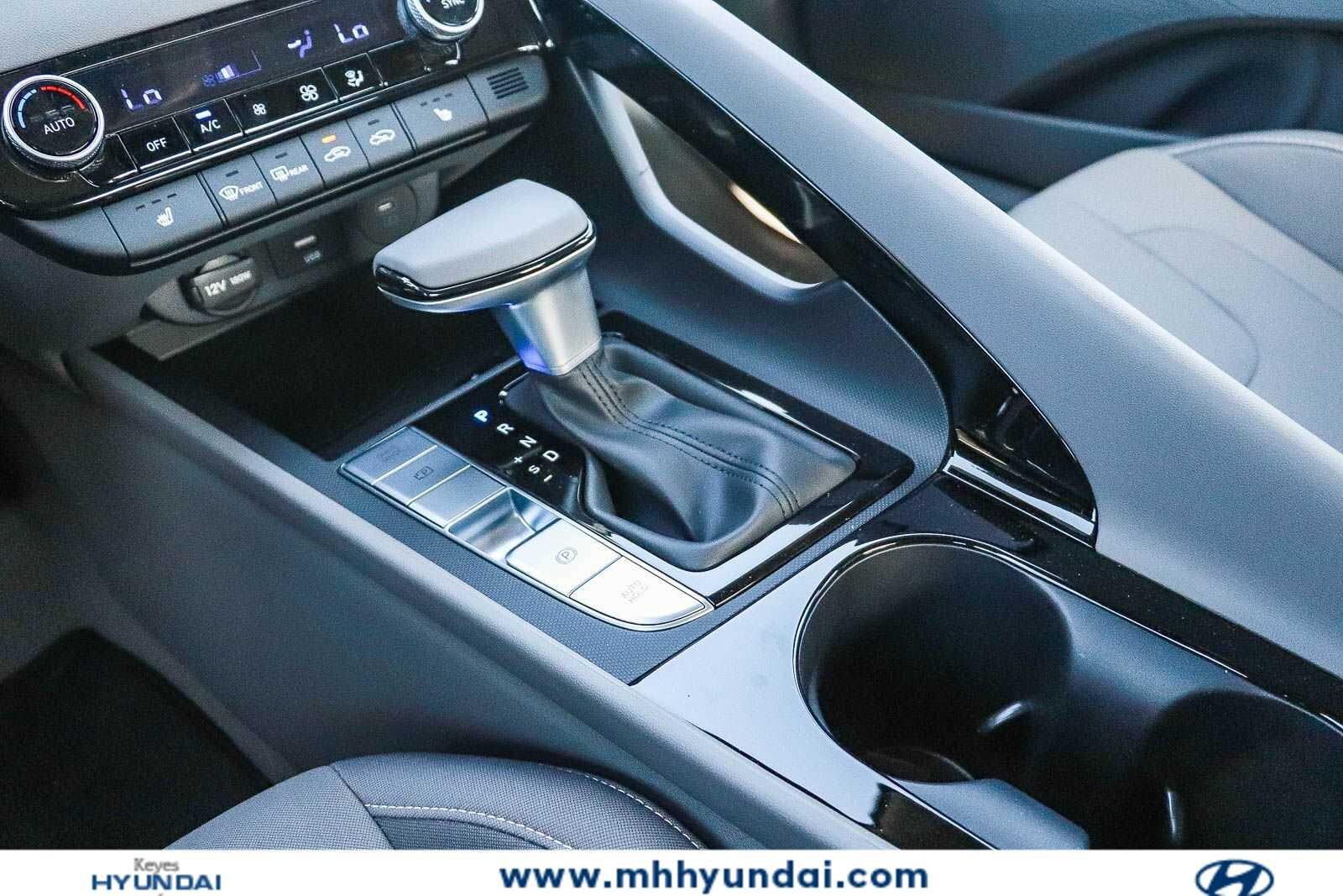 Thumbnail: 2026 Hyundai Elantra - 24