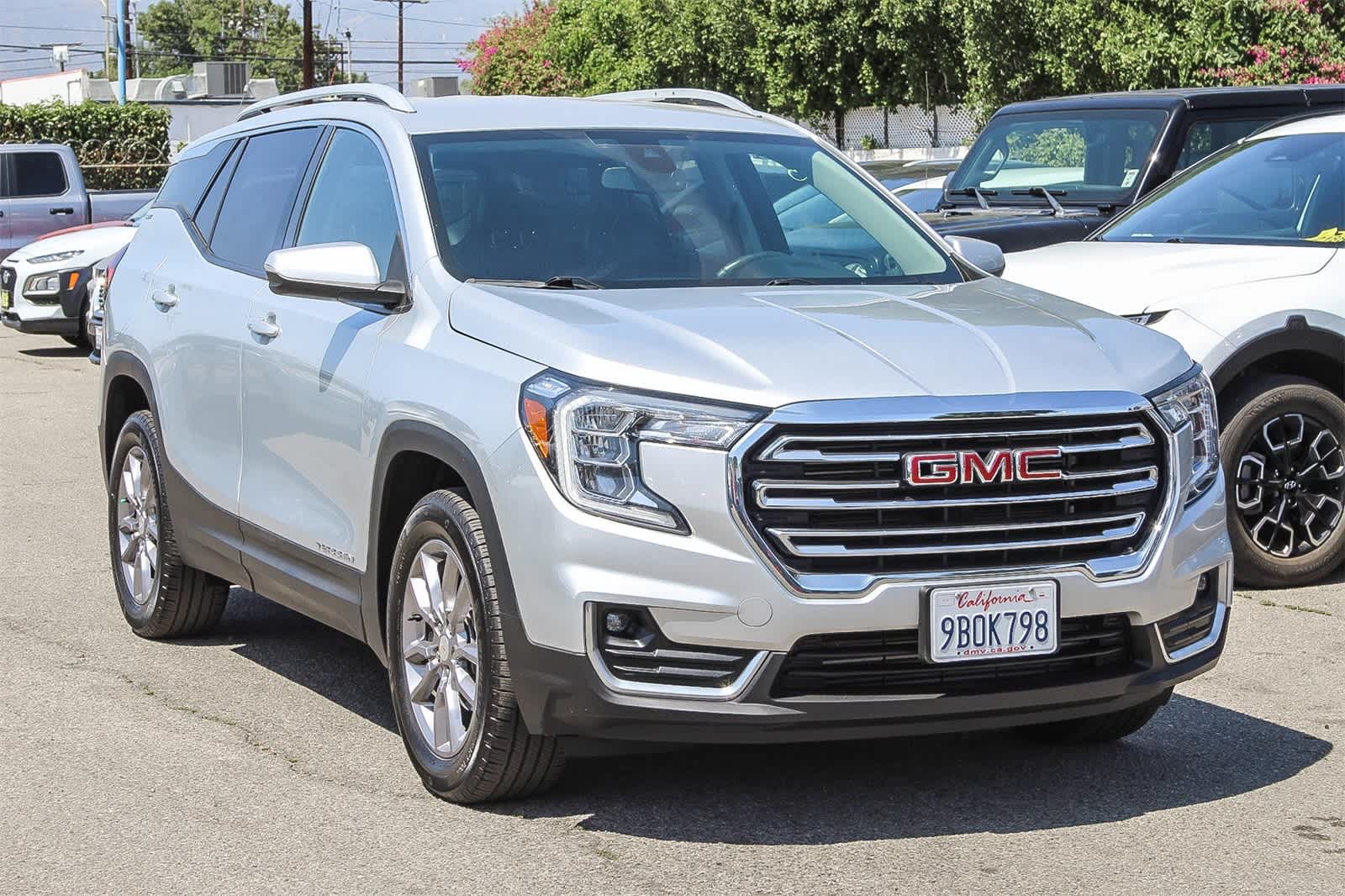 Thumbnail: 2022 GMC Terrain - 3