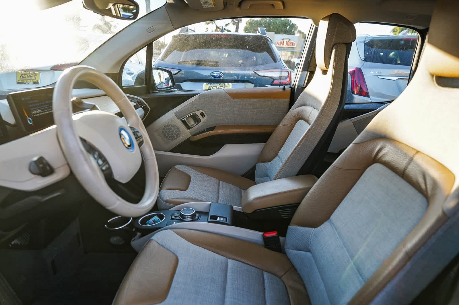 Thumbnail: 2015 BMW i3 - 17