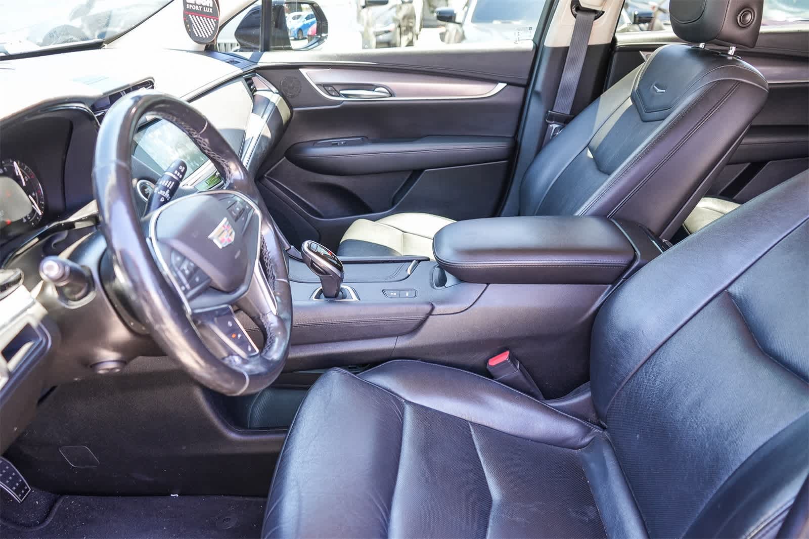 Thumbnail: 2019 Cadillac XT5 - 24