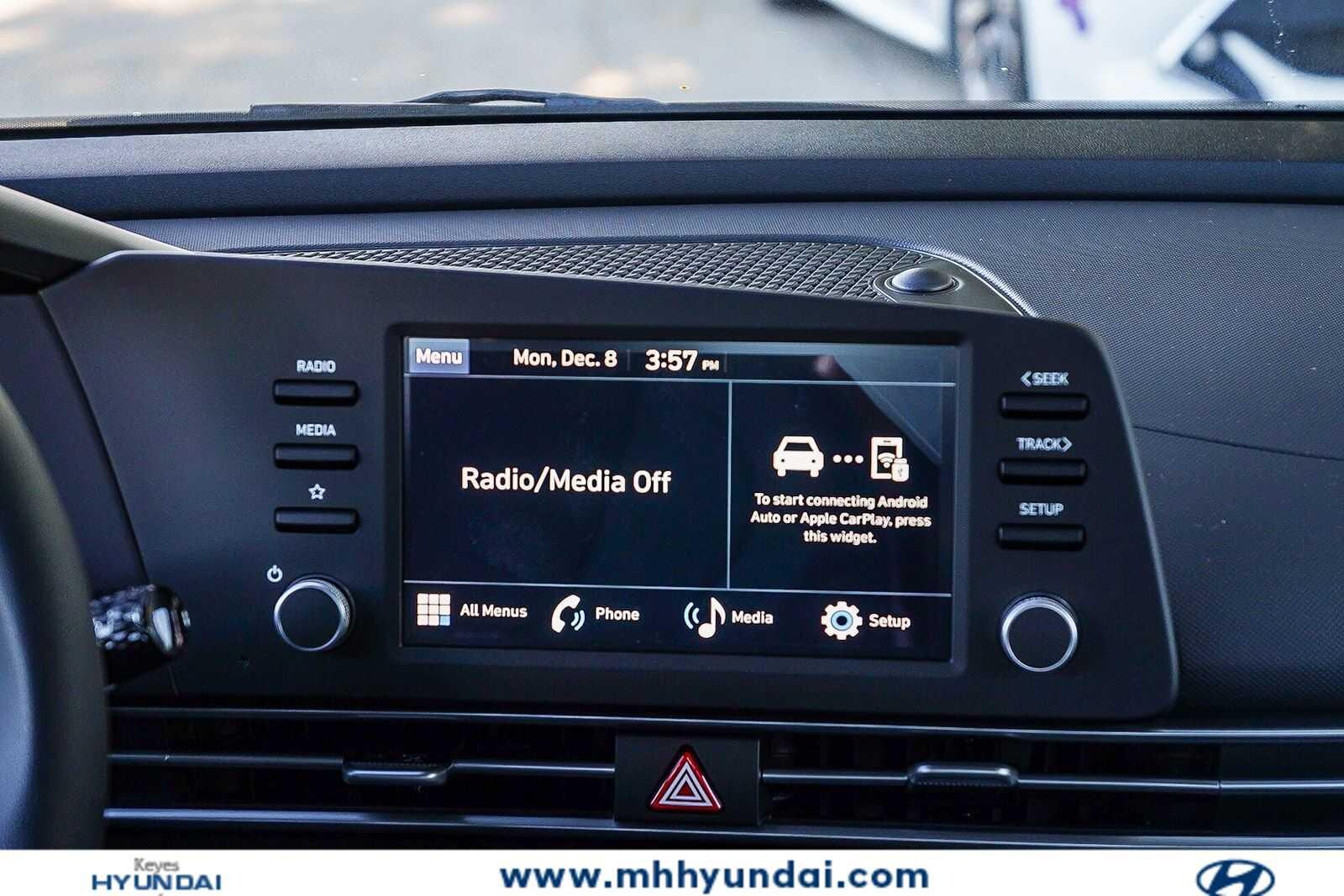 Thumbnail: 2026 Hyundai Elantra - 16