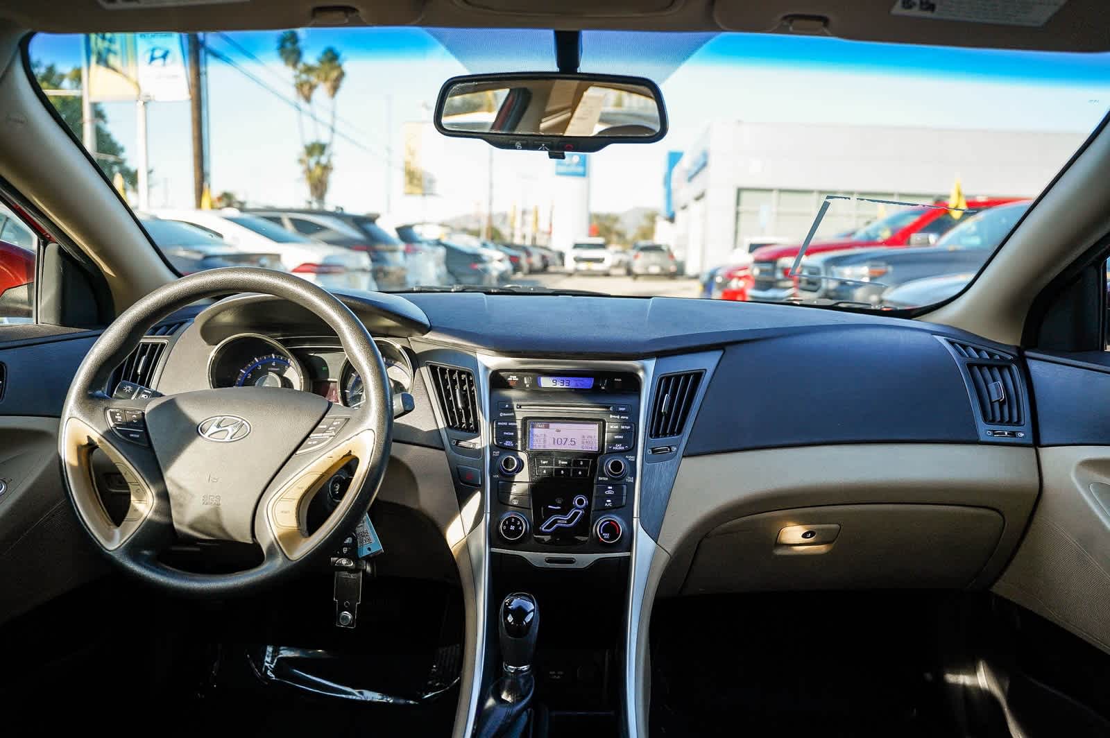 Thumbnail: 2012 Hyundai Sonata - 12