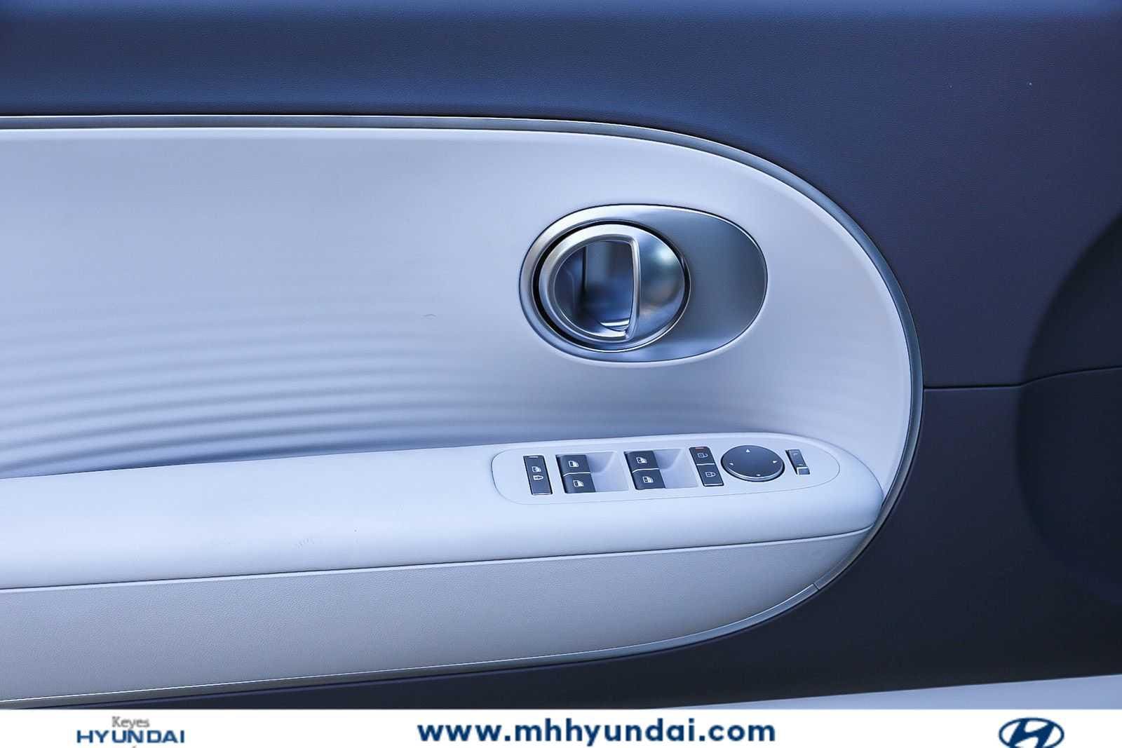 Thumbnail: 2026 Hyundai Ioniq - 22