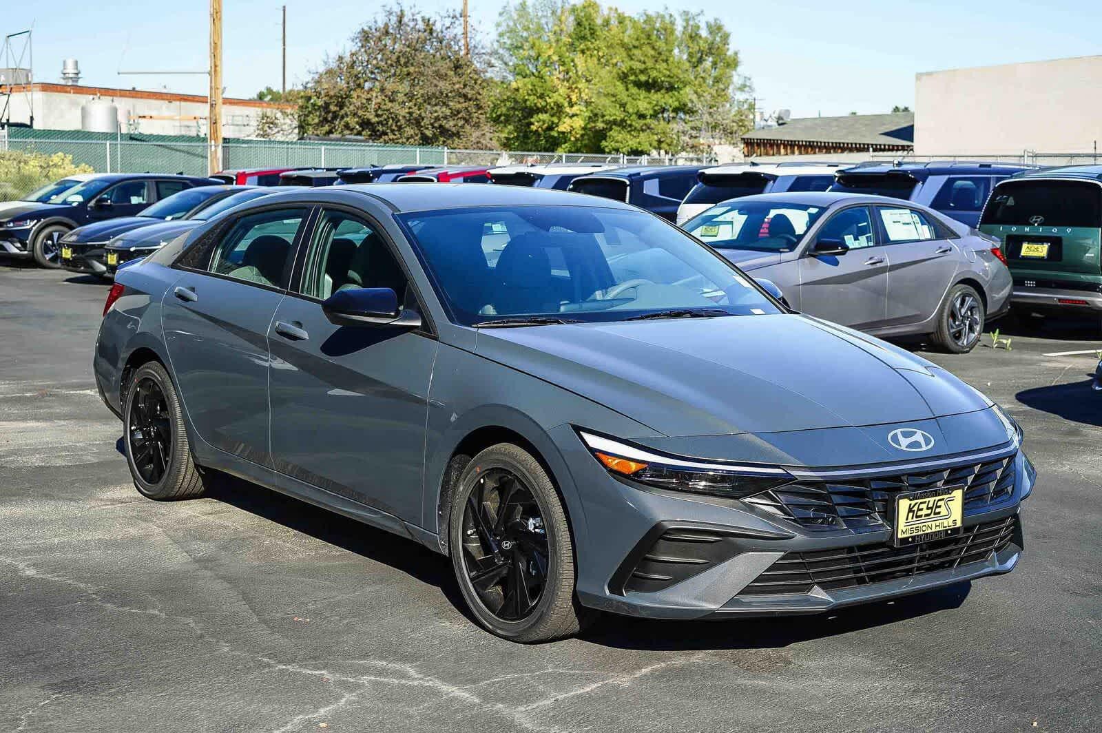 Thumbnail: 2026 Hyundai Elantra - 5