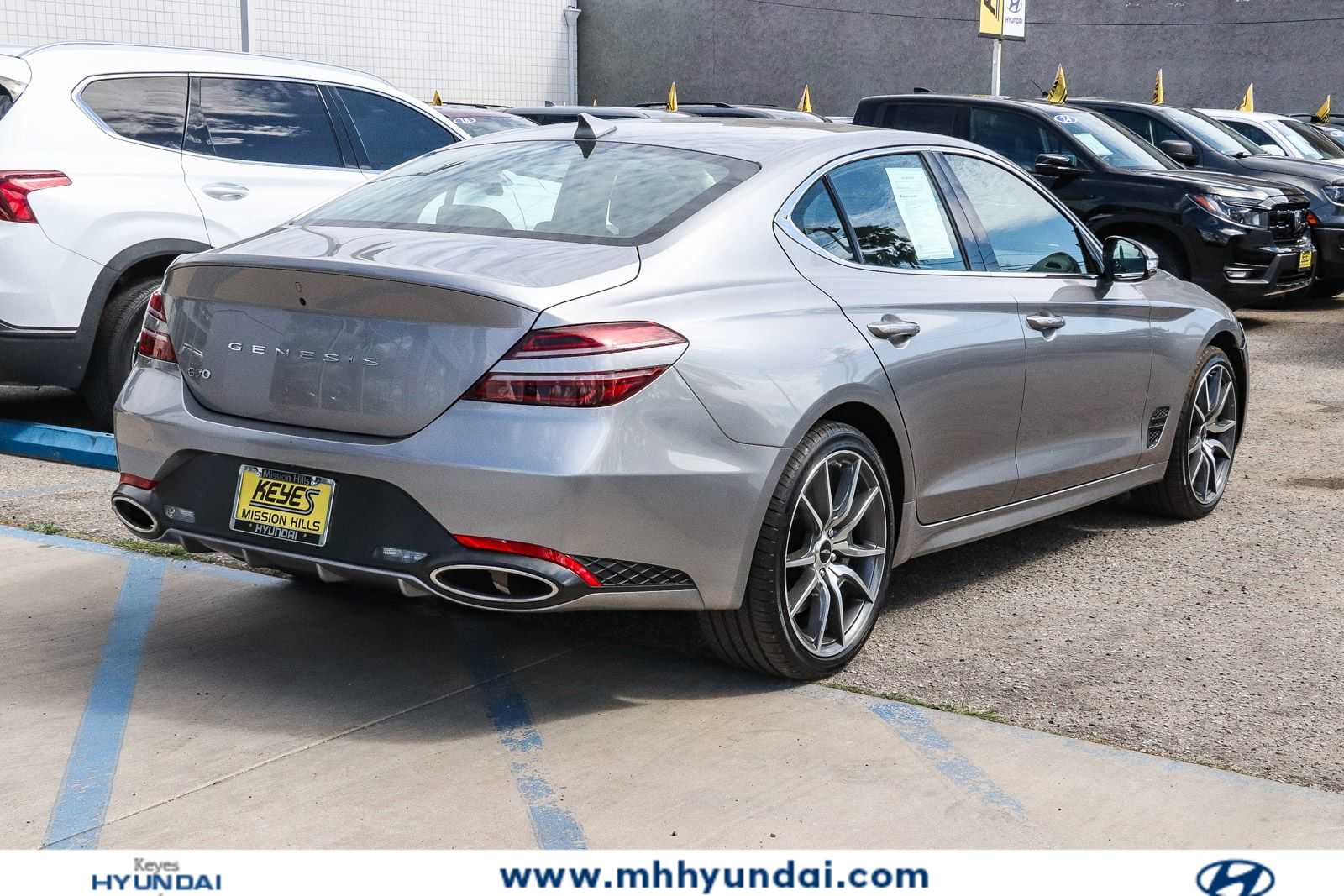 Thumbnail: 2026 Genesis G70 - 3