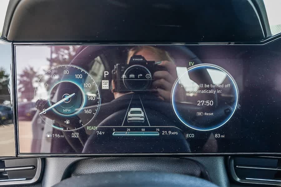 Thumbnail: 2025 Hyundai Elantra - 27