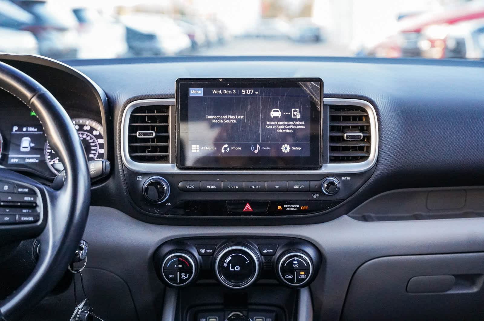 Thumbnail: 2022 Hyundai Venue - 13