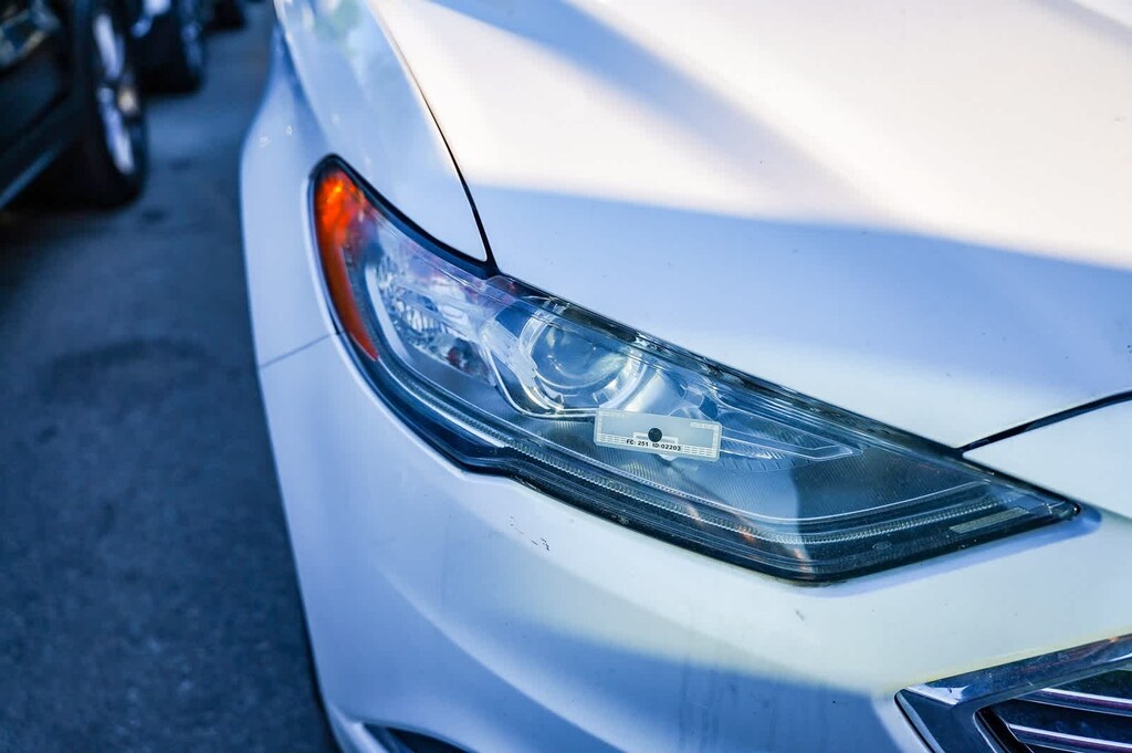 Used 2017 Ford Fusion SE Sedan