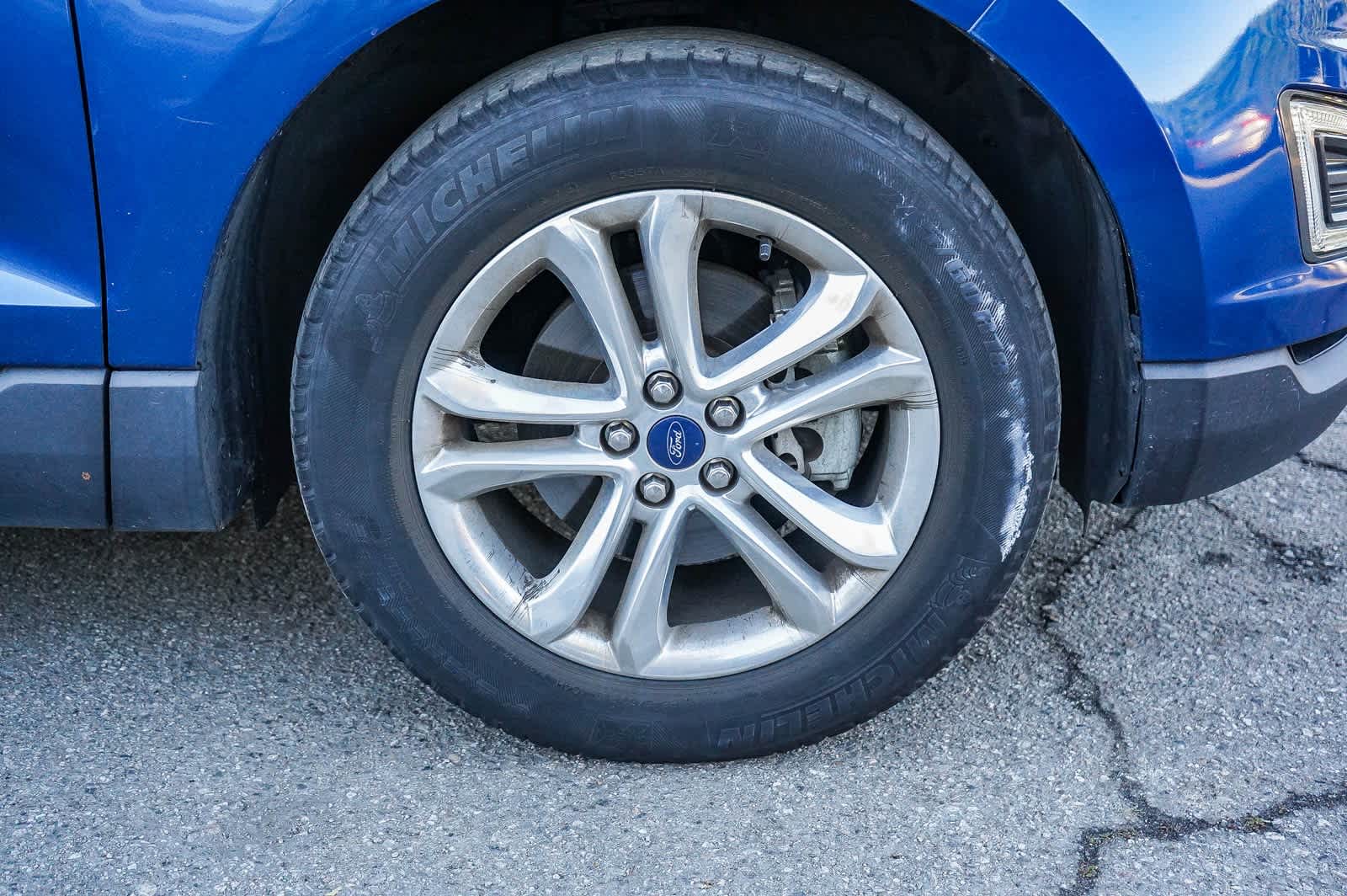 Thumbnail: 2018 Ford Edge - 4