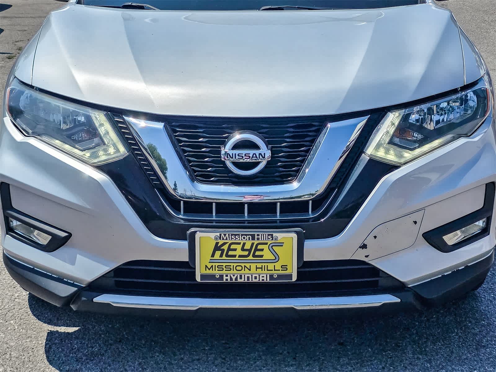 Thumbnail: 2017 Nissan Rogue - 11