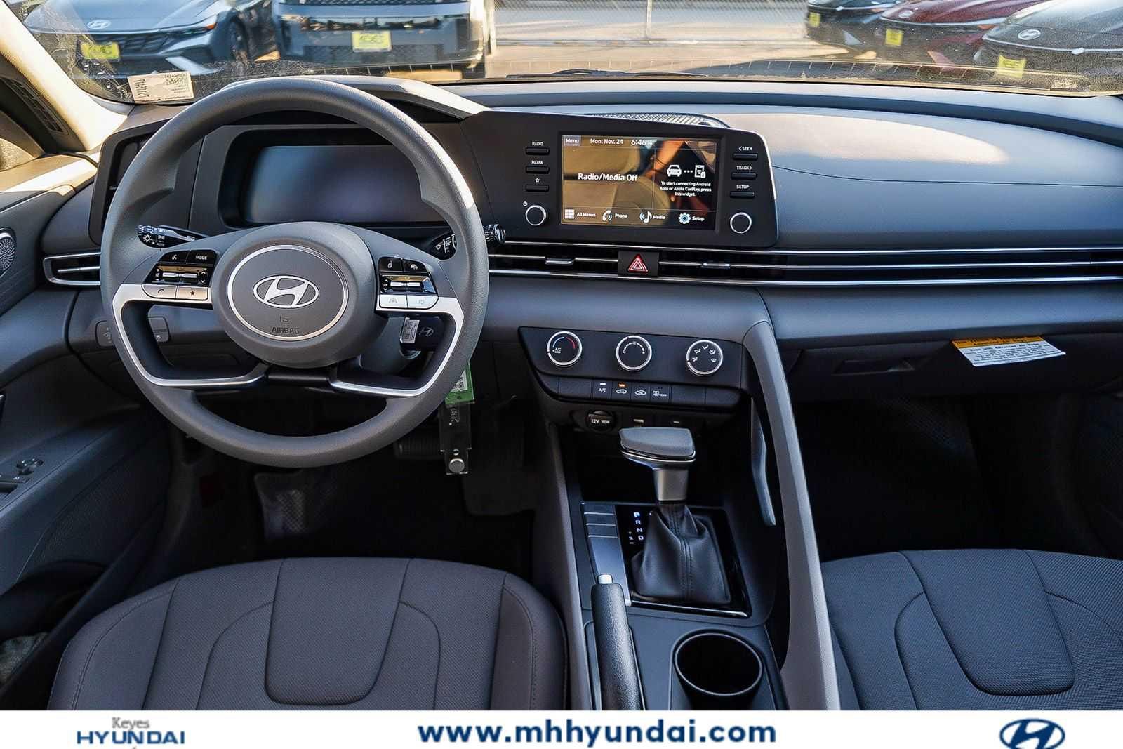 Thumbnail: 2026 Hyundai Elantra - 14