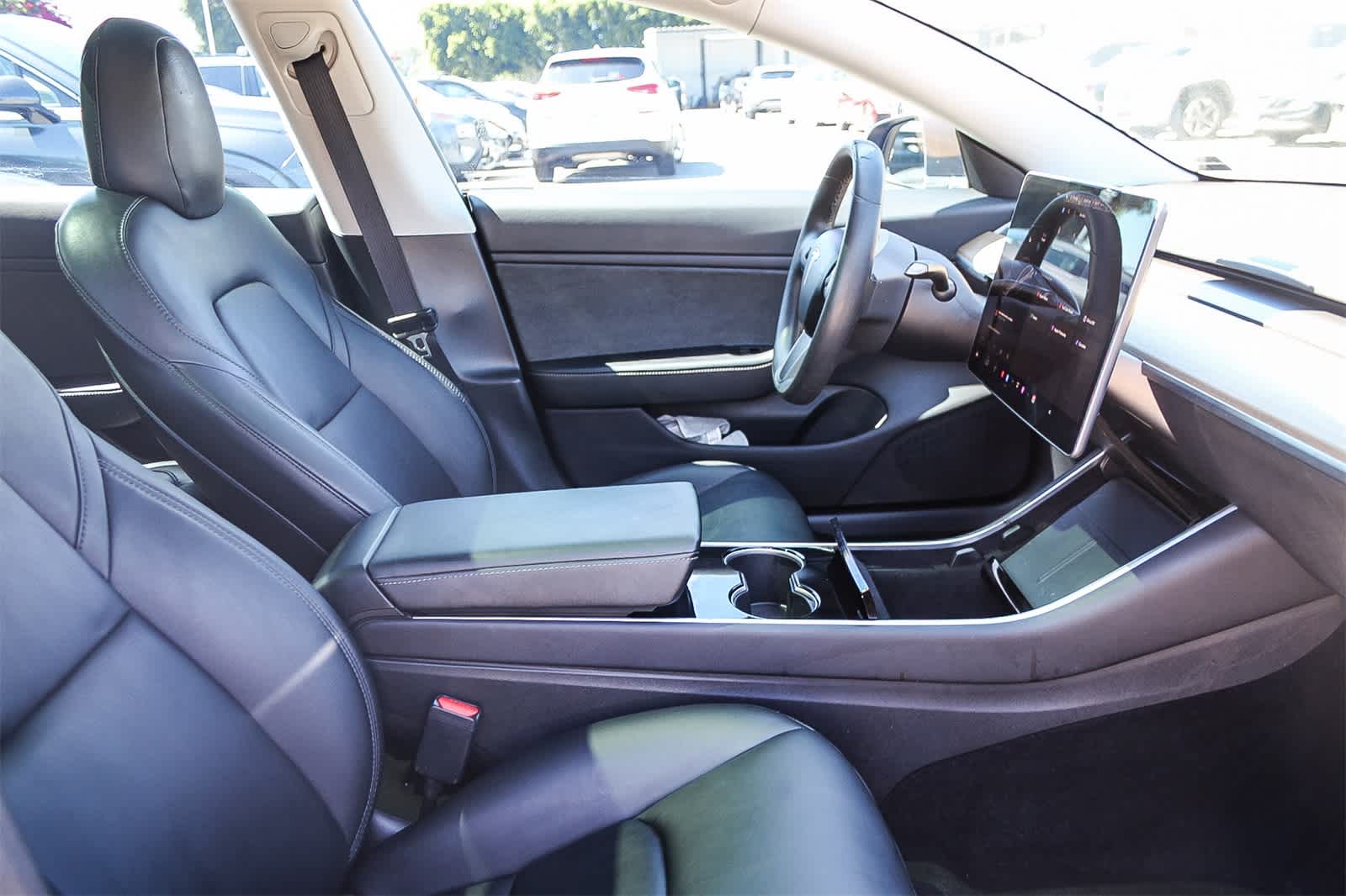 Thumbnail: 2019 Tesla Model 3 - 13