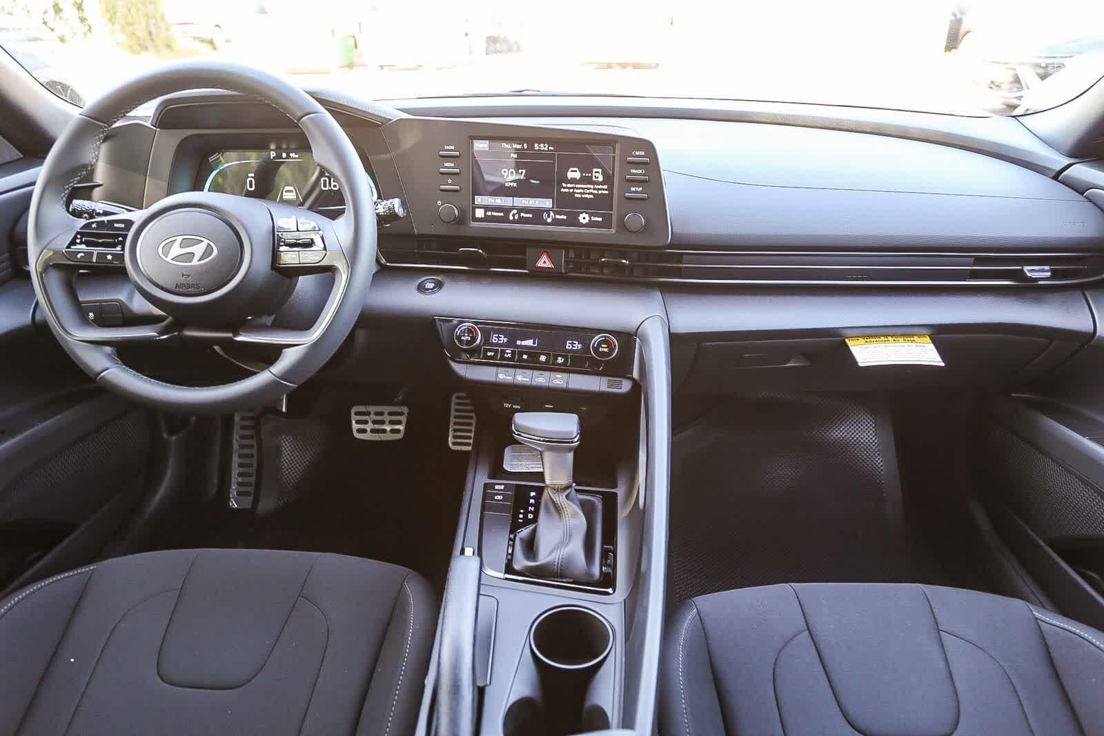 Thumbnail: 2026 Hyundai Elantra - 14