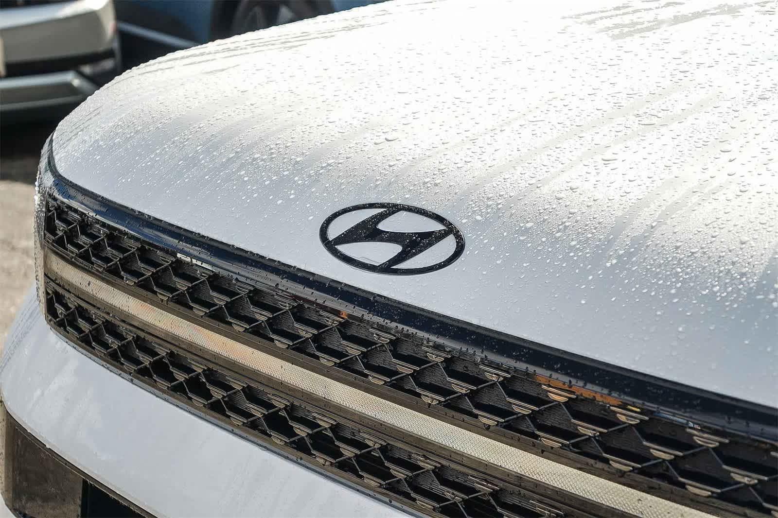 Thumbnail: 2026 Hyundai Santa Fe - 9