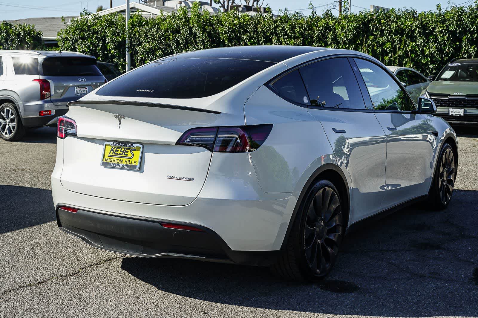 Thumbnail: 2023 Tesla Model Y - 4