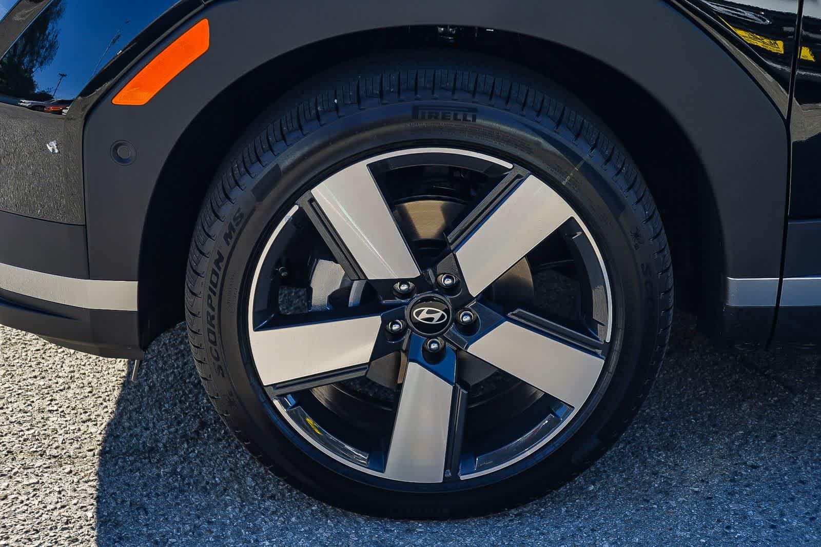 Thumbnail: 2026 Hyundai Santa Fe - 10