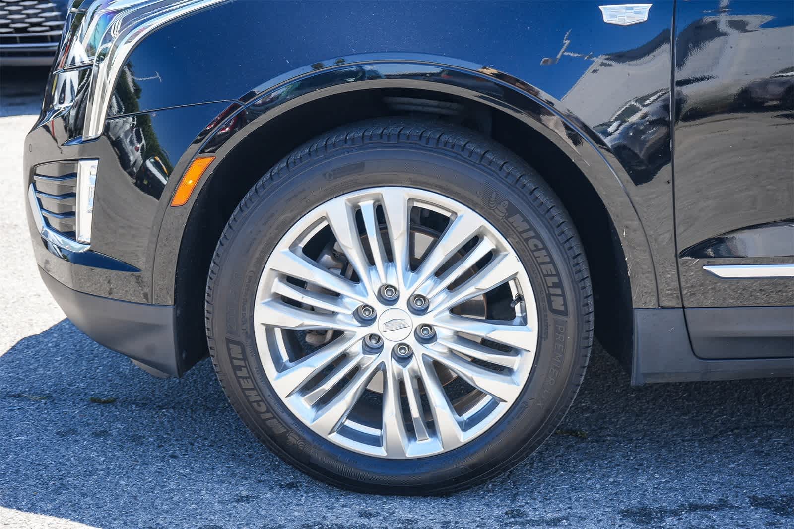Thumbnail: 2019 Cadillac XT5 - 13