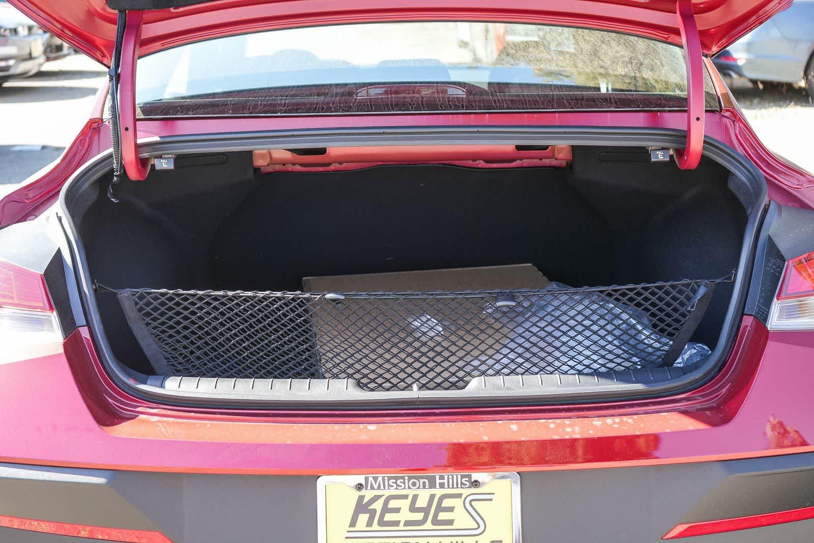 Thumbnail: 2025 Hyundai Elantra - 10