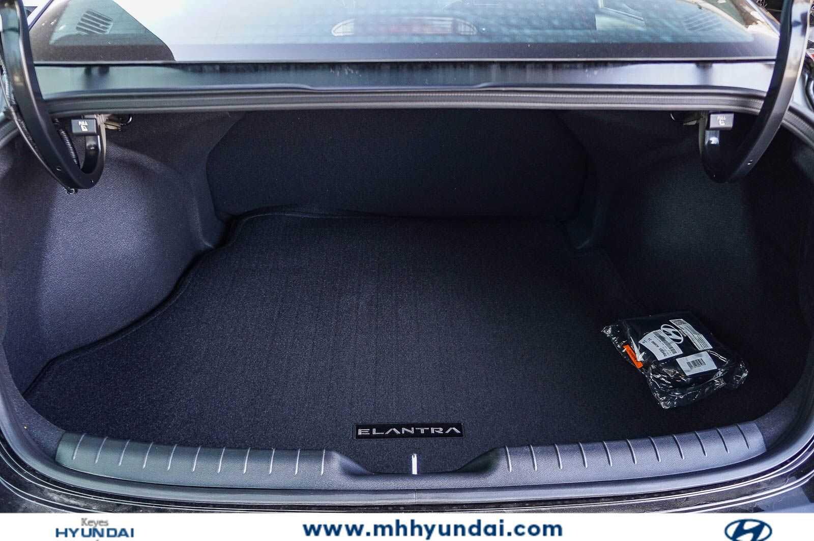 Thumbnail: 2026 Hyundai Elantra - 30