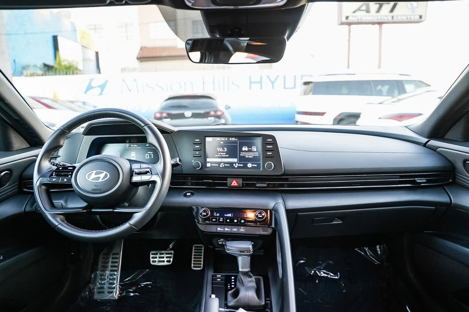 Thumbnail: 2025 Hyundai Elantra - 12