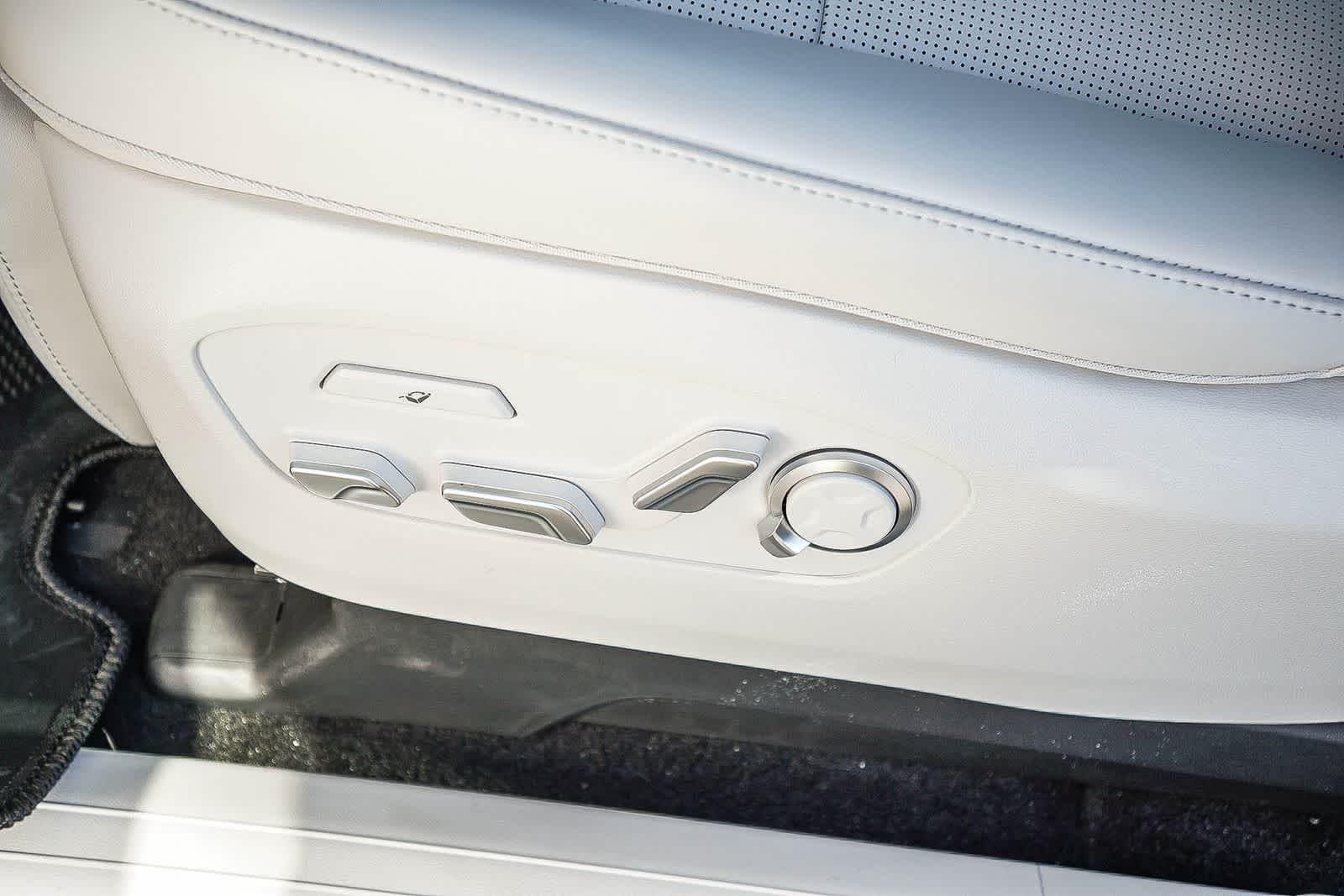 Thumbnail: 2026 Hyundai Ioniq - 27