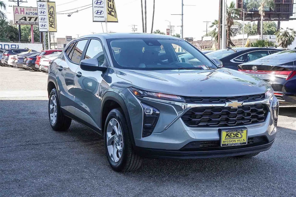 Used 2024 Chevrolet Trax LS SUV