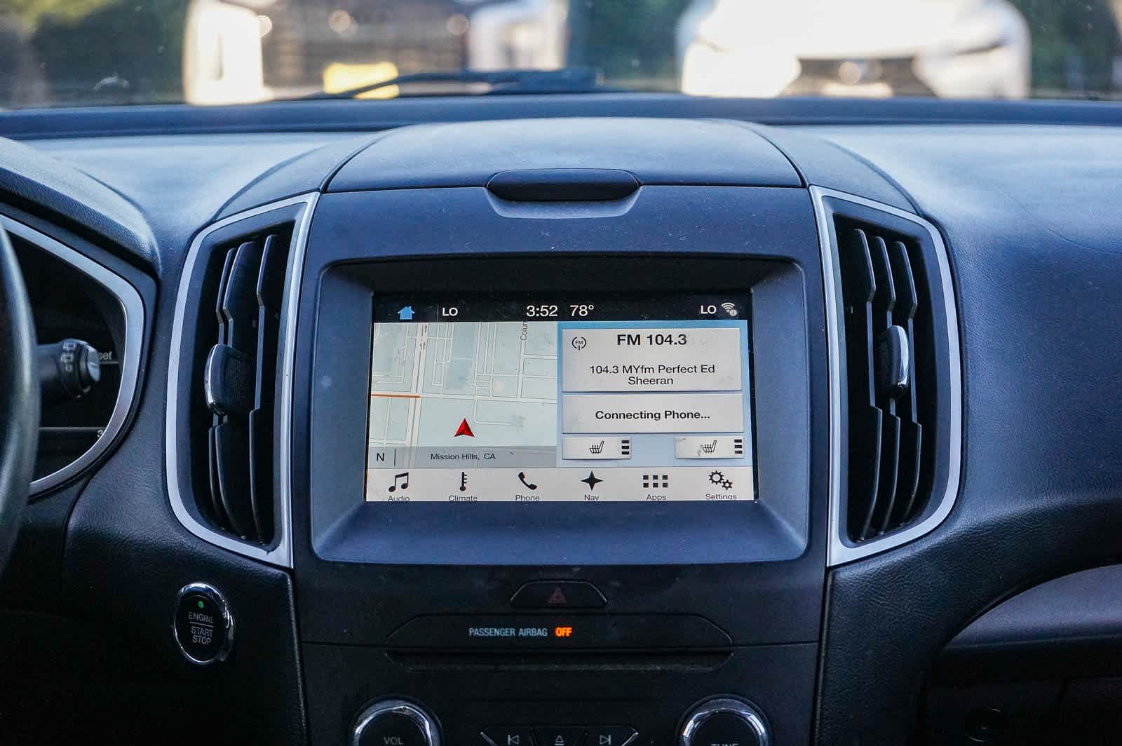 Thumbnail: 2018 Ford Edge - 14