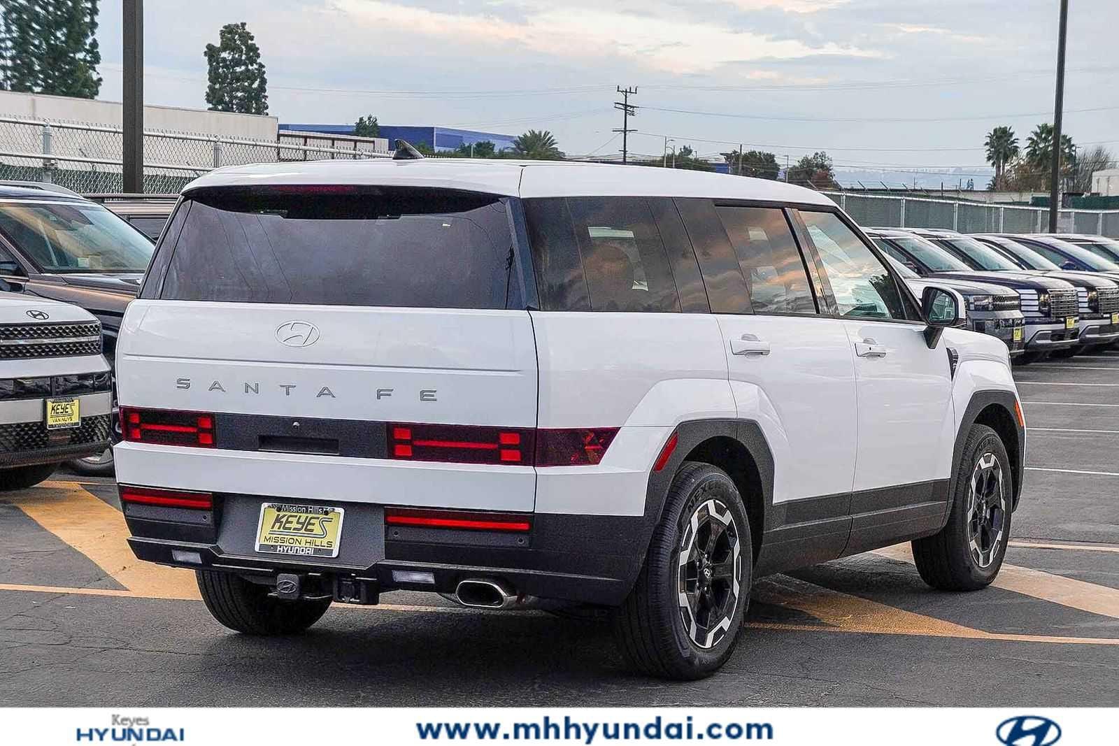 Thumbnail: 2026 Hyundai Santa Fe - 4