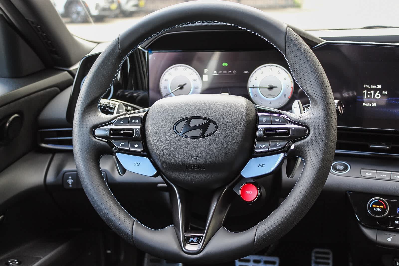 Thumbnail: 2025 Hyundai Elantra - 19