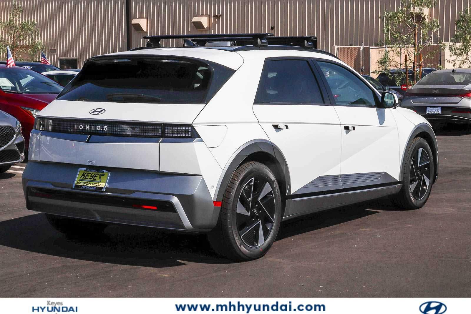 Thumbnail: 2026 Hyundai Ioniq 5 - 4