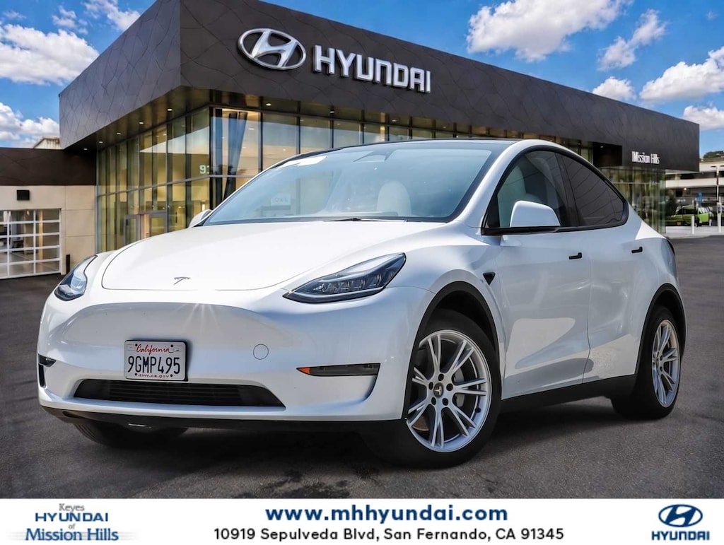 Used 2023 Tesla Model Y Long Range SUV