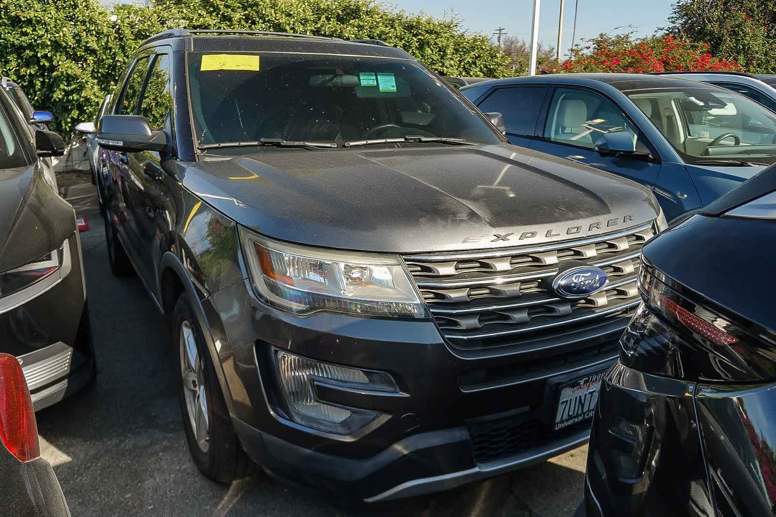 Thumbnail: 2017 Ford Explorer - 3