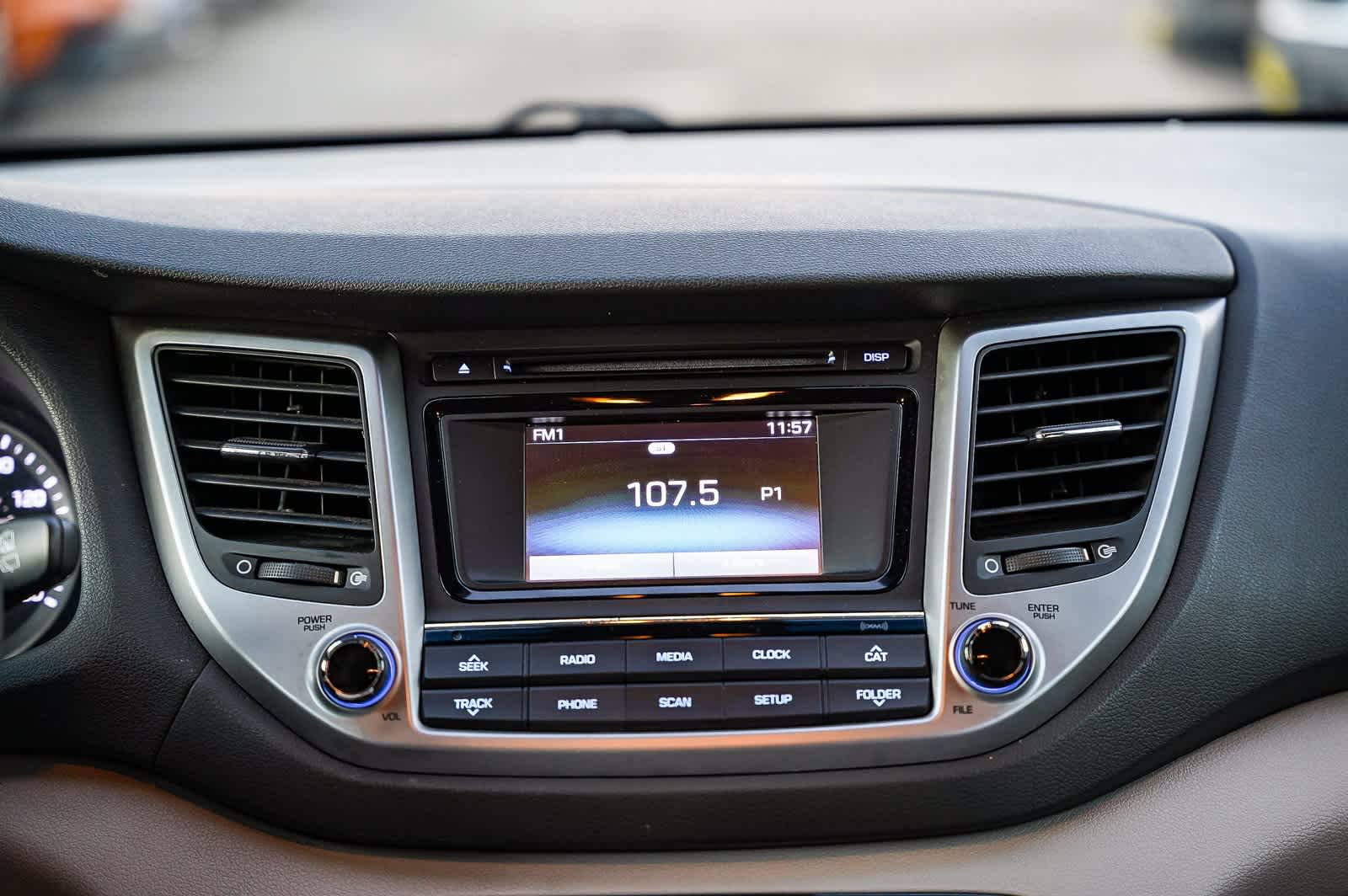 Thumbnail: 2016 Hyundai Tucson - 14