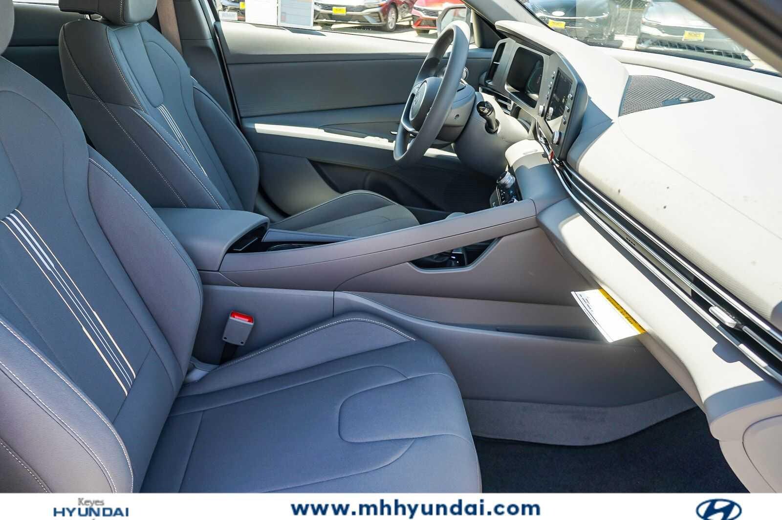 Thumbnail: 2026 Hyundai Elantra - 20